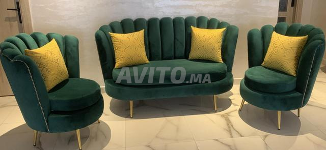 A vendre - salon moderne tres bon etat