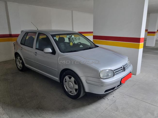 voiture de marque volkswagen golf 4 en bon état 
