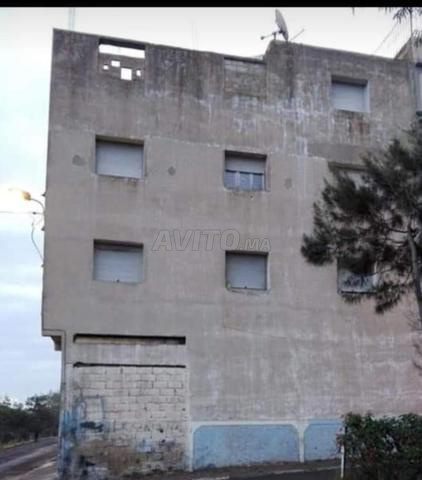 اعلان كراء نصف السطح الخاص بي 