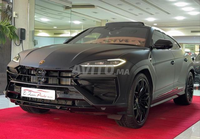 Lamborghini Urus SE – Nero Nemesis