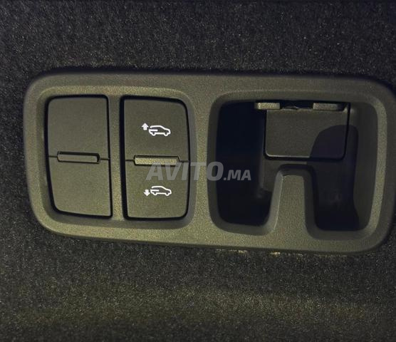 Lamborghini Urus SE – Nero Nemesis