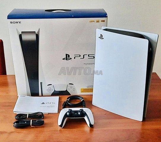 Playstation 5 avec 100 jeux