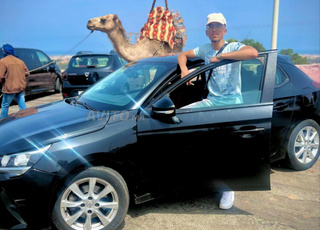 سائق خاص محترف متوفر للعمل 