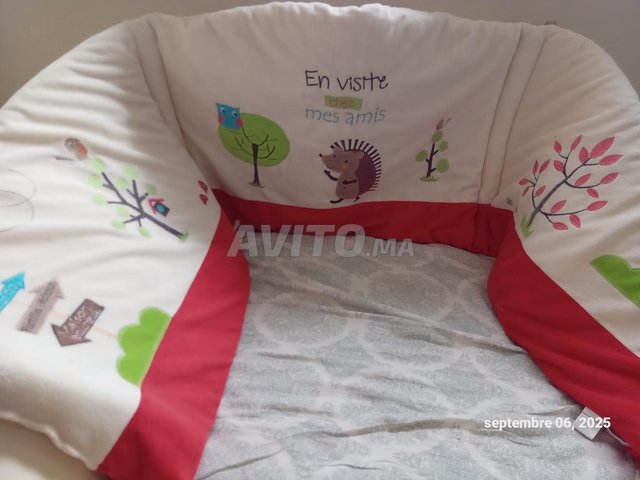 Tour de lit en très bon état de marque chatounets