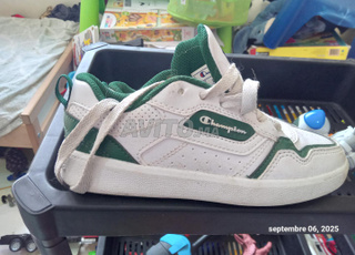 Basket neuf de marque champion 