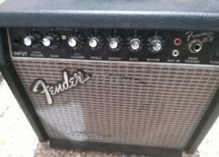 Ampli baf Fender