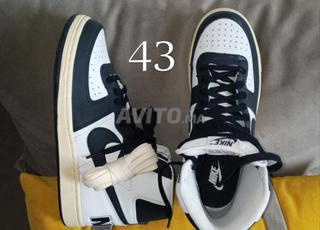 Chaussures originales neuf 42.5/43