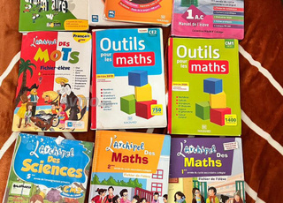 Manuels scolaires