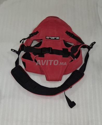 حاملة أطفال Red Castle Sport حمراء