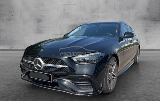 Mercedes-Benz 220 Diesel Automatique 2023 à Fès