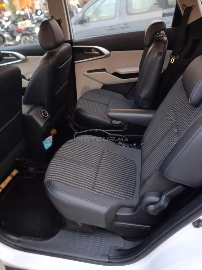 Kia Carens 2023