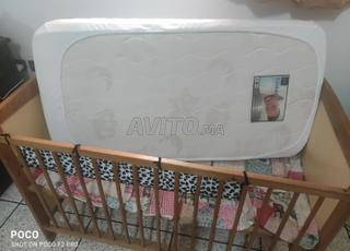 سرير الاطفال 