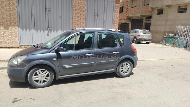 Renault scenic n9iya 3mara kolchi fiha khdam