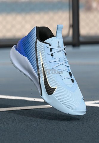 Nike  GT JUMP ACADEMY - Chaussures de basket N 40