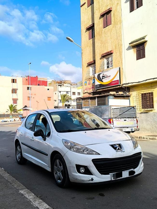 Peugeot 207 essence 