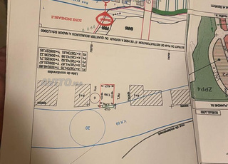 قطعة أرضية للبناء زو واجهتين مقابلة على واجهةالبحر
