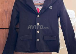 cape d'équitation noir de taille 8 ans