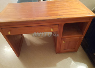 Bureau de travail en bois massif