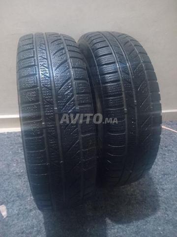 2 Pneu pour voiture - 2