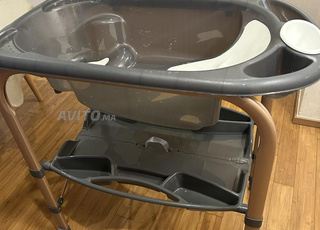 baignoire avec table a manger CAM excellent etat 