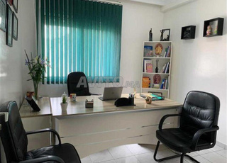 Fabrication Mobilier Bureau Avec  Chaises  Tanger