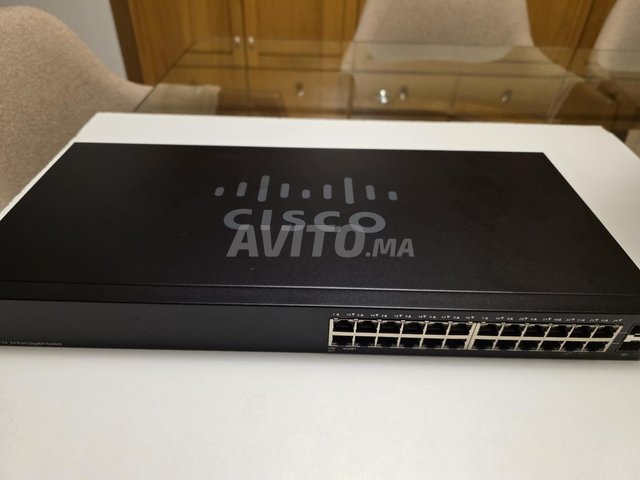 switch small business Sisco 24 ports POE