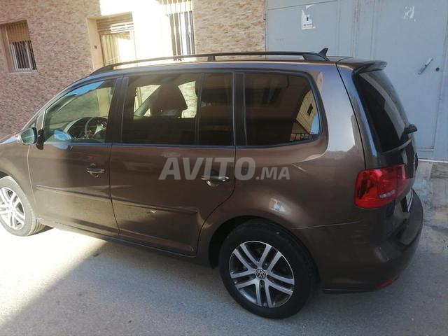 Volkswagen Touran Diesel Automatique 2011 à Nador - 2