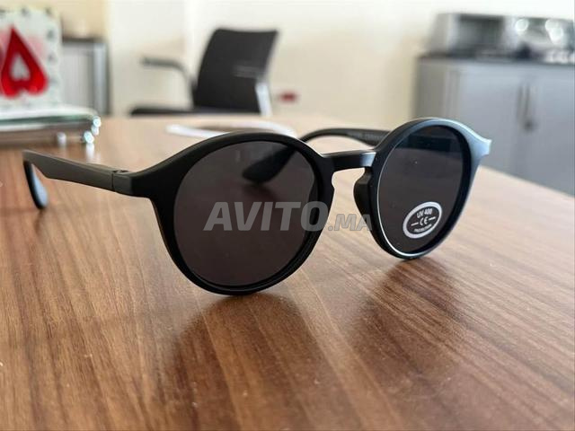 Des lunettes de soleil UV 400 pour homme  - 2