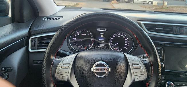 nissan Qashqai 2017 tout options 1800000km