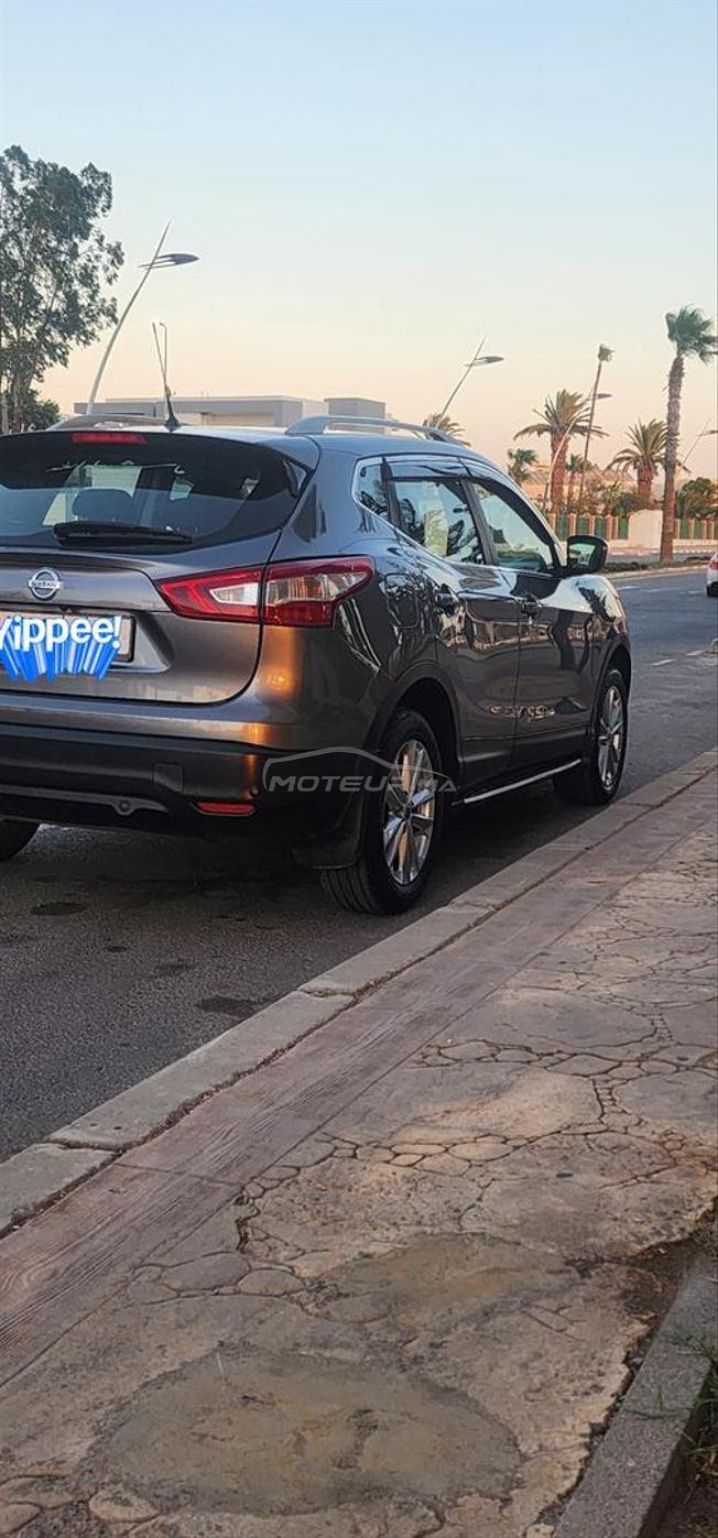 nissan Qashqai 2017 tout options 1800000km