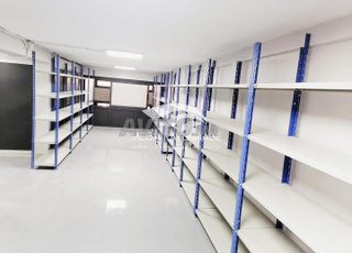 Rayonnage léger métallique – Stockage multi-usage