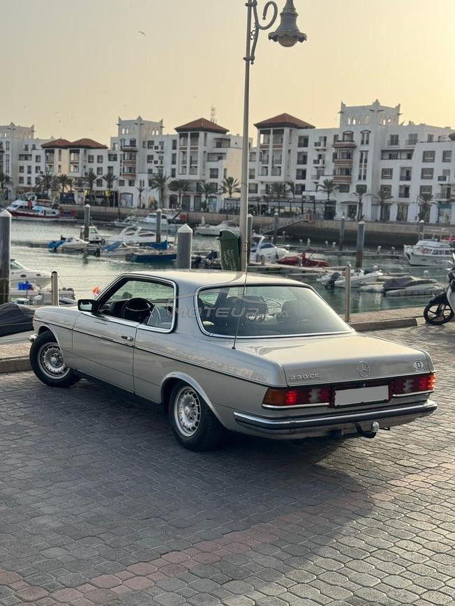 Mercedes-Benz230