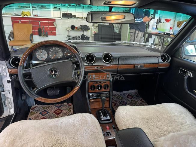 Mercedes-Benz230