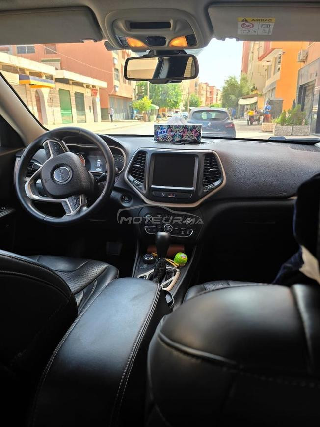  jeep cherokee excellent etat