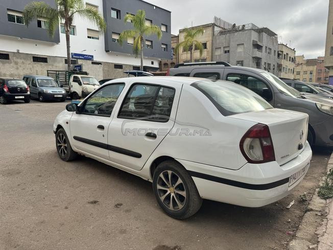 Clio 2 essence 