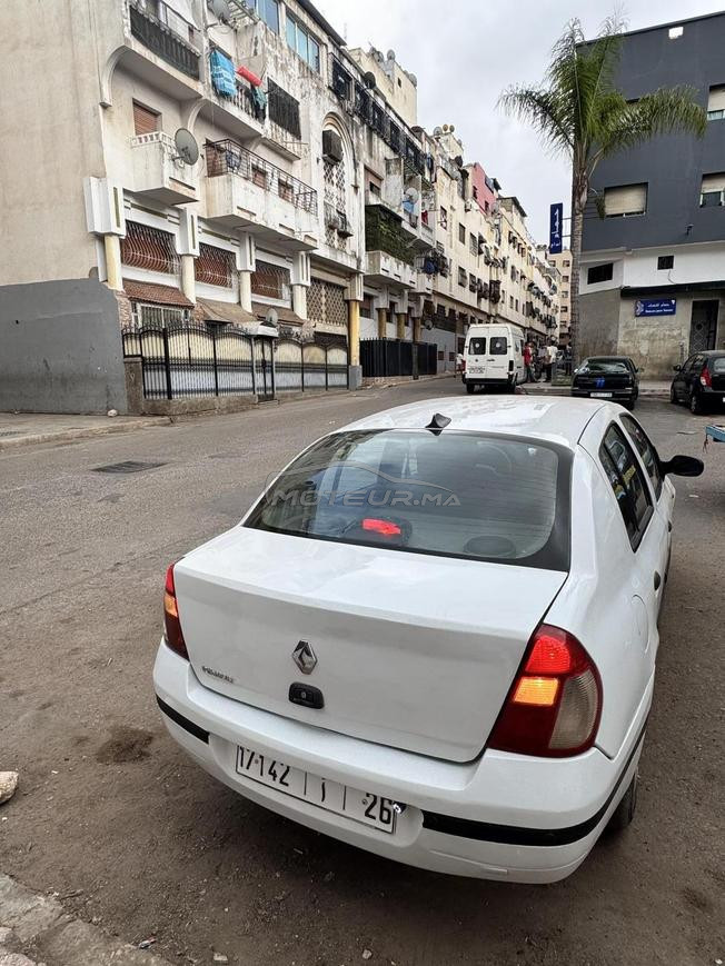 Clio 2 essence 
