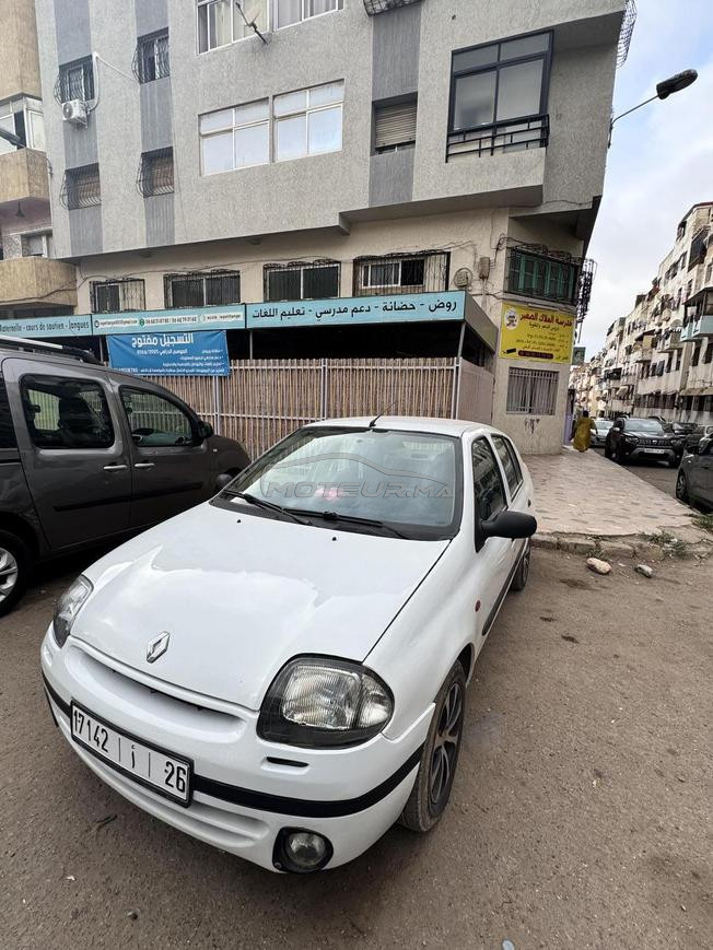 Clio 2 essence 