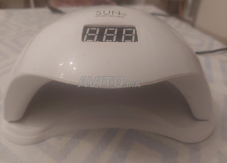 Lampe UV/LED SUN5 pour les angles