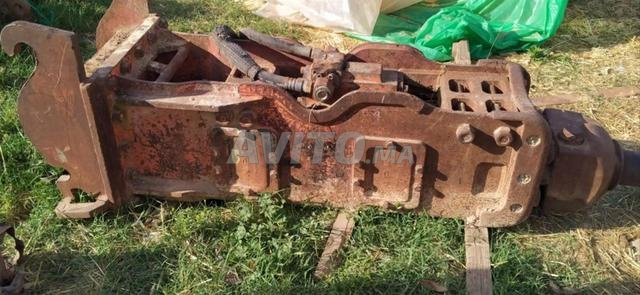 Brise-Roche Hydraulique Silencieux NPK - 2