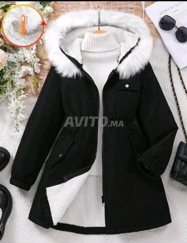 Manteau tendance pour filles très bon état 