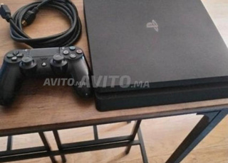 PS4 slim 1To avec manette