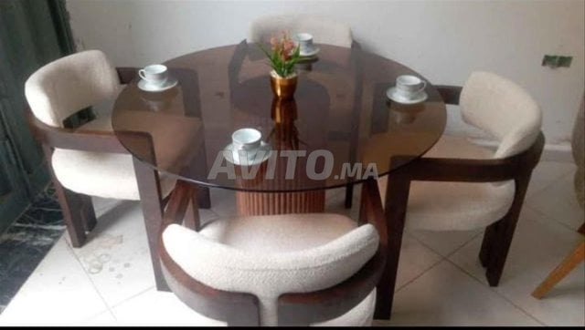 des tables de salle a manger 