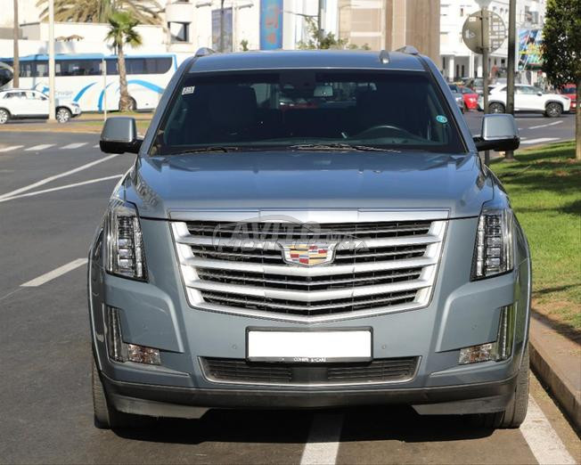 Cadillac Escalade Essence Automatique 2016