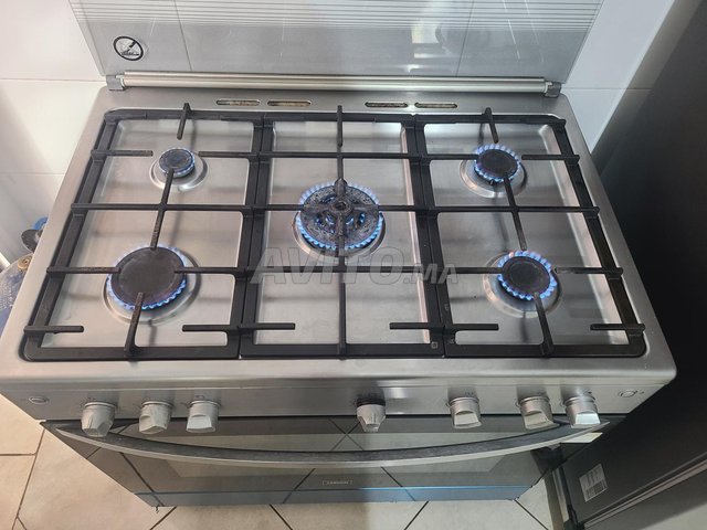 cuisinière et four ZANOUSSI 5 F