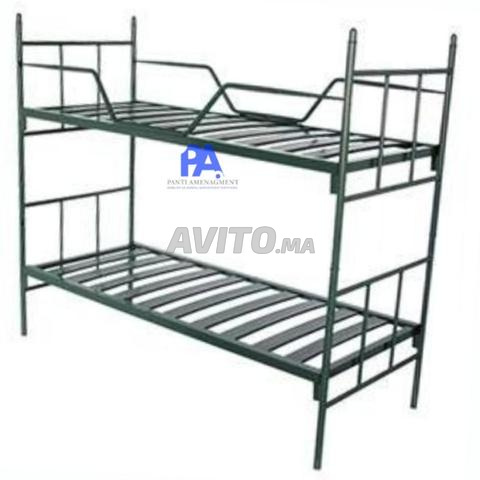 Lit métallique pour collectivité