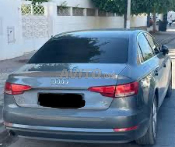 Audi A4 Diesel Automatique 2020 à Nador