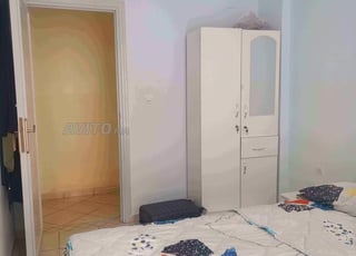 chambre à louer pour une étudiante