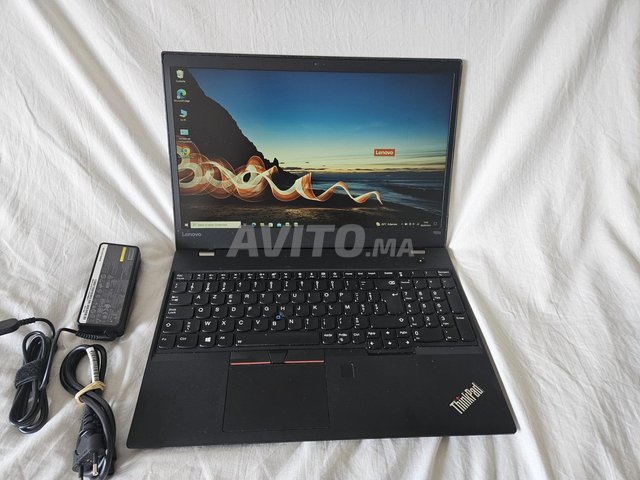 lenovo thinkpad T570 core i7  512 SSD. 8Gb de rame