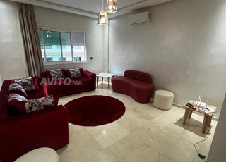 Studio meublé avec balcon