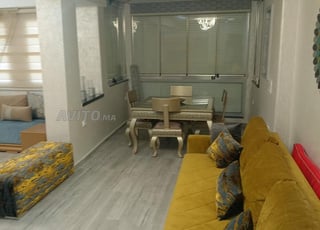 Jolie Appartement avec piscine à louer